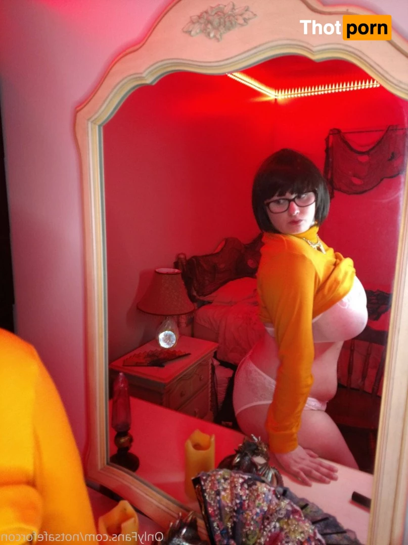 Notsafeforcon 2916156