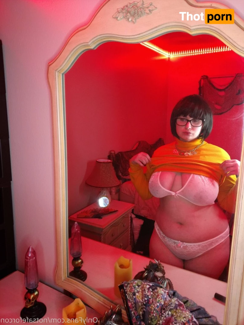 Notsafeforcon 2916196