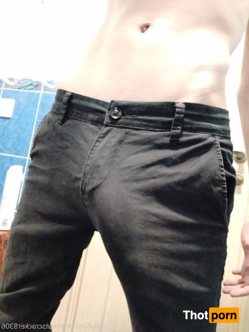 NutsCracker8306 5839233