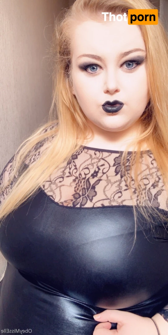 👑 Elle 👑 9767829