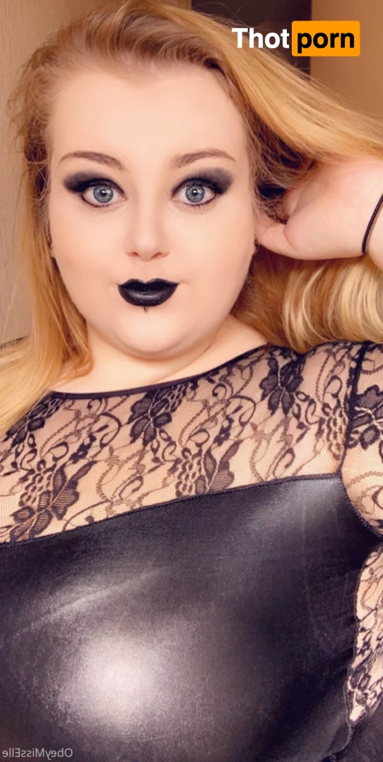 👑 Elle 👑 9767986