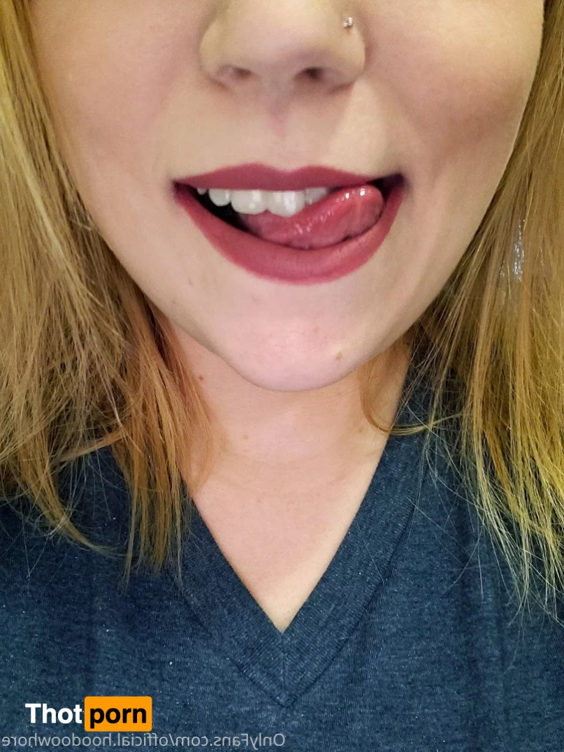 official.hoodoowhore 3219495