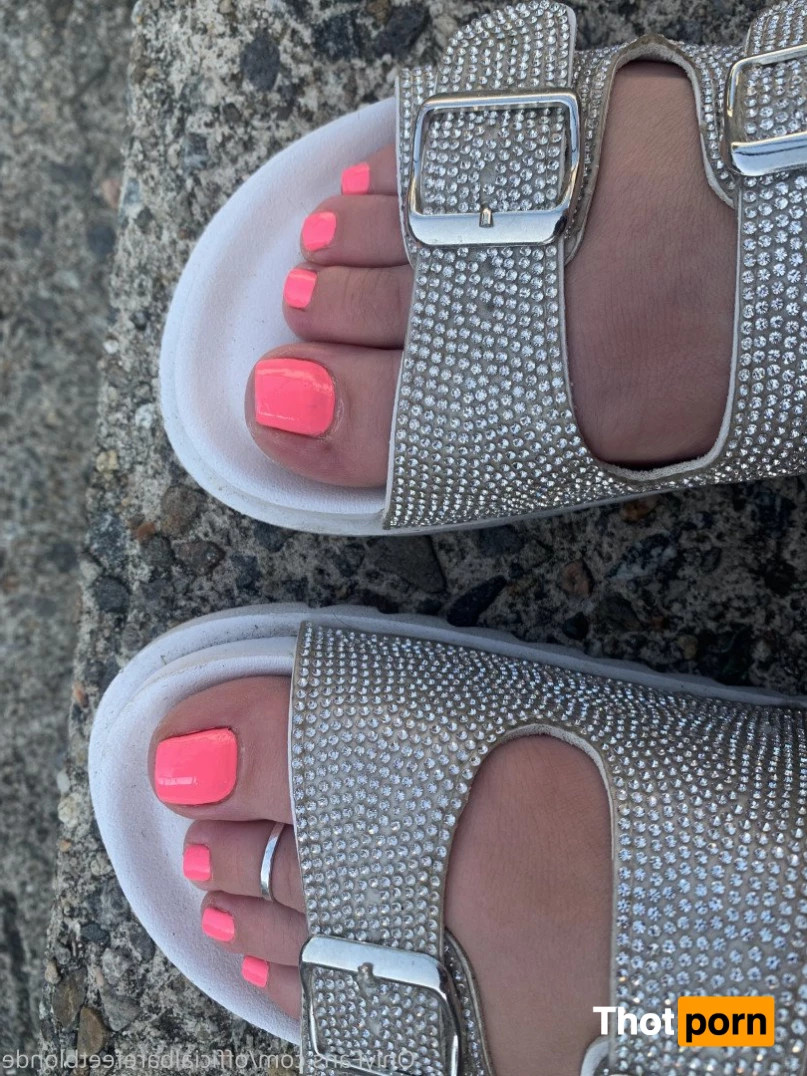 Bre - officialbarefeetblonde on IG📷 2914446