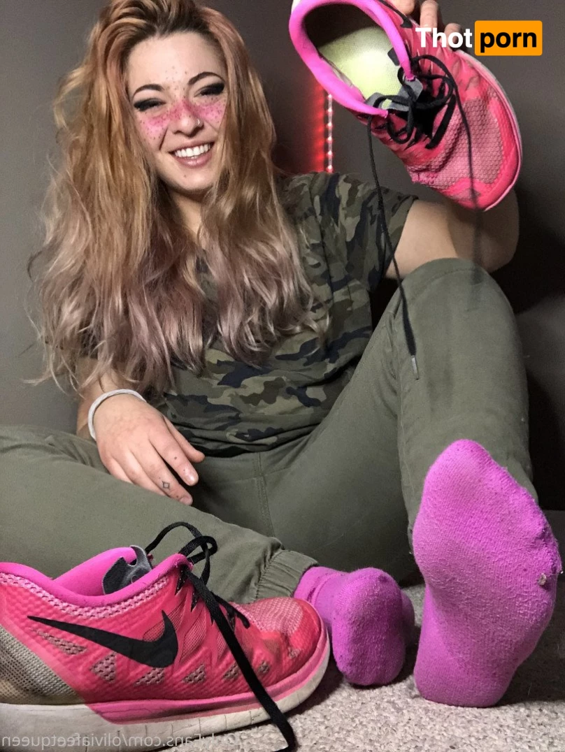 Olivia / Kitty Picanté 2855052