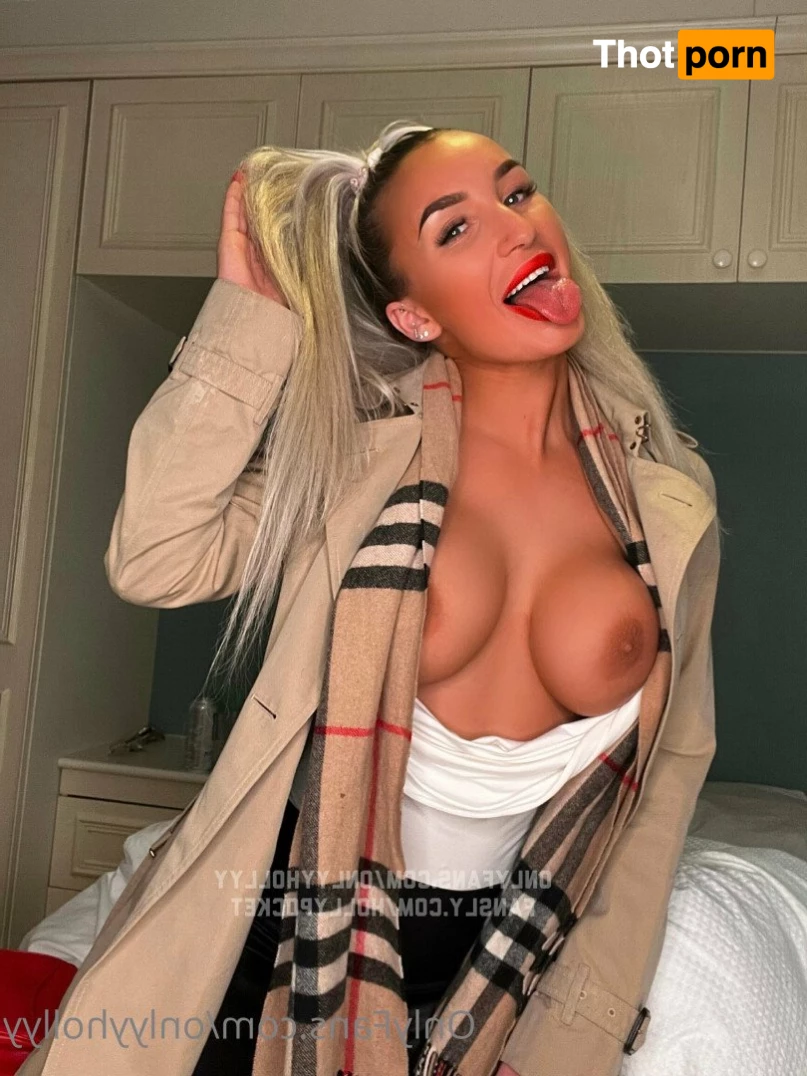 Horni British Holly 🇬🇧 ❤️‍🔥 2896661