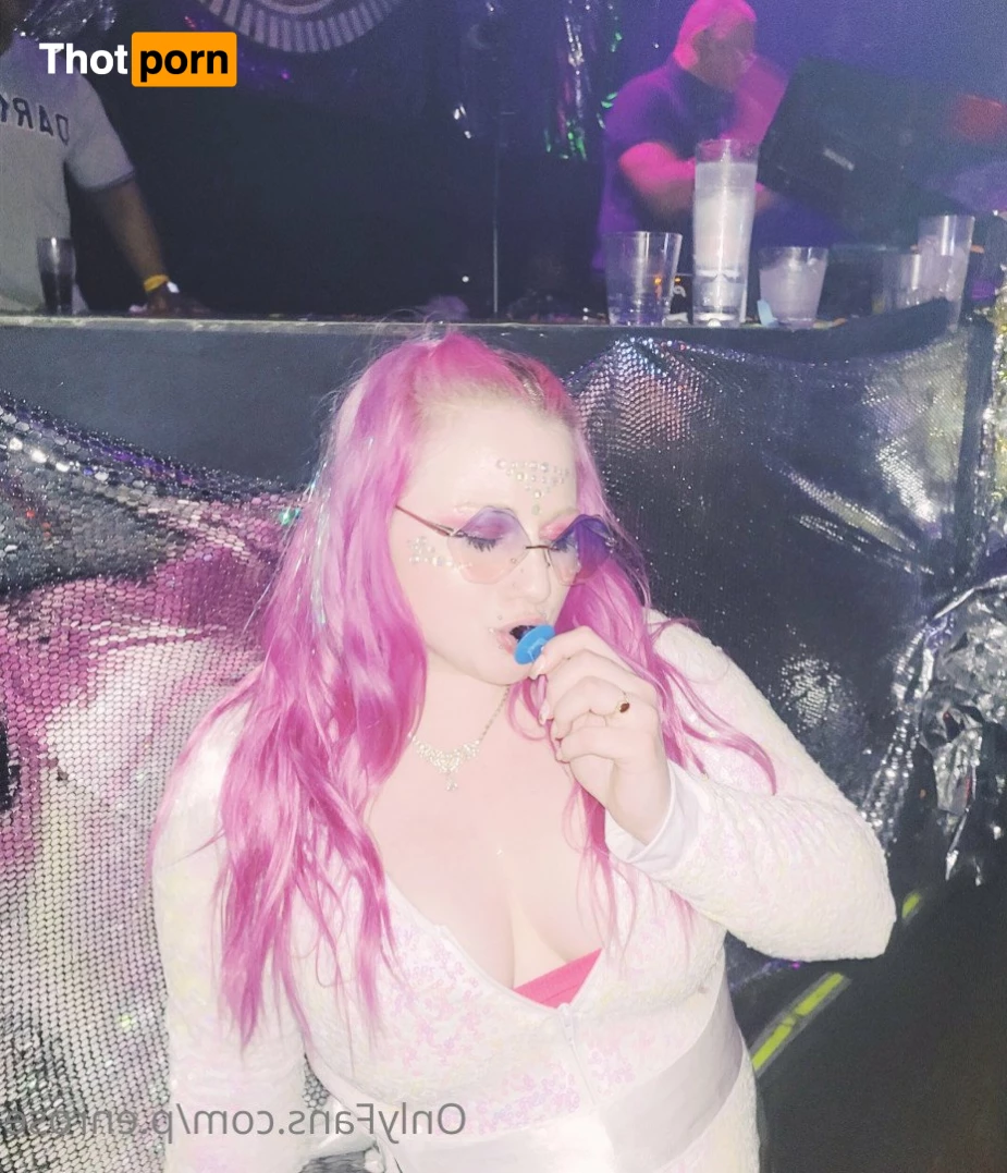 Miss Penrose 2898502