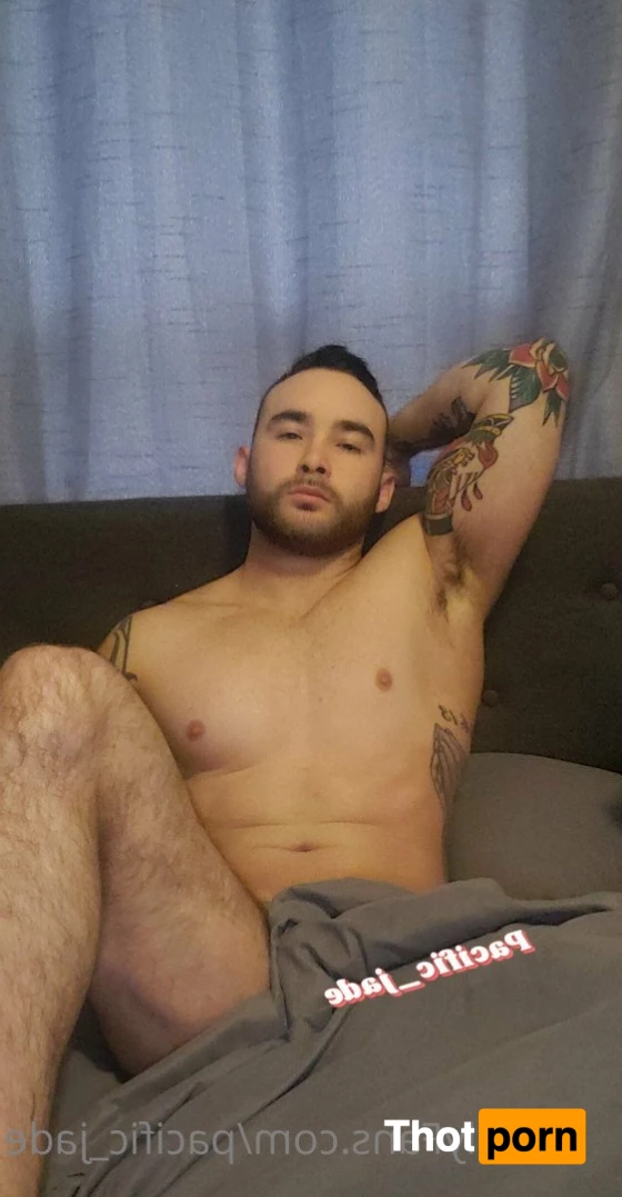 Pacific_jade 2840945