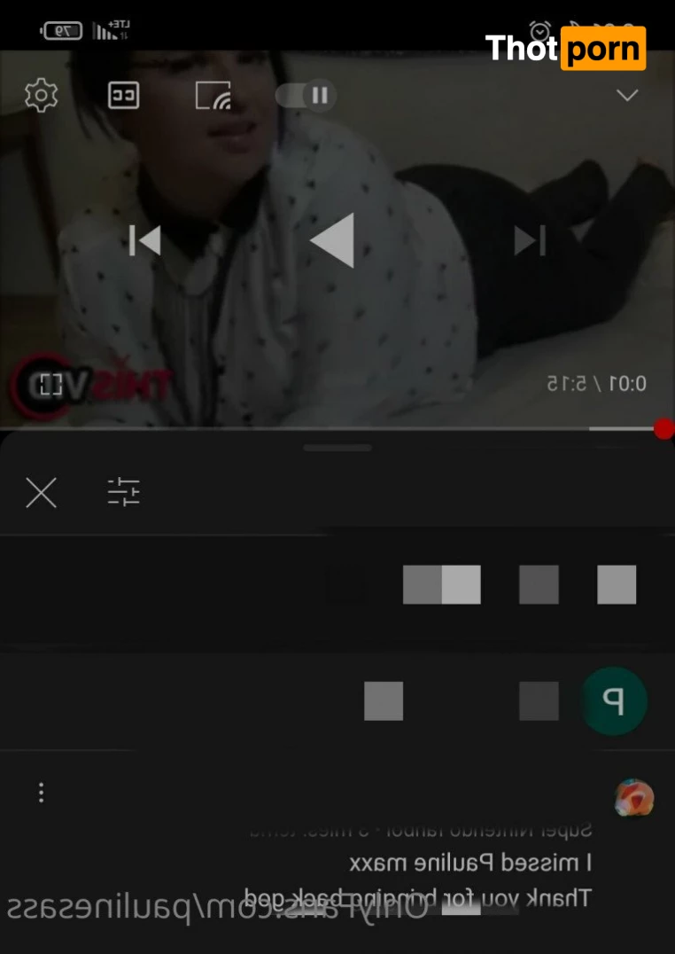 Pauline's ass 2853029