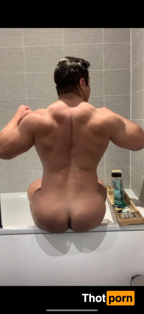 Peachy Daddy 13513472