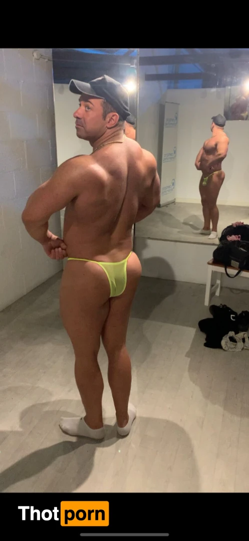 Peachy Daddy 13514023