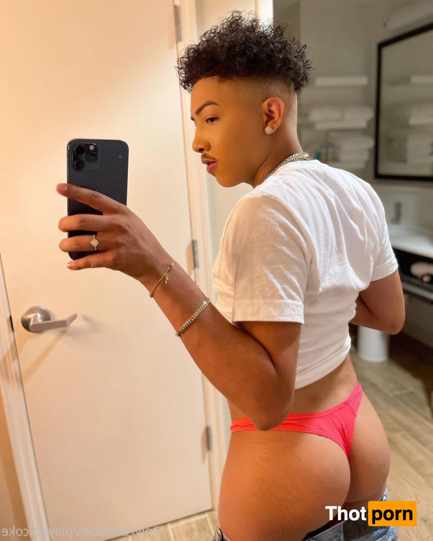 cokeonyonose 10281086