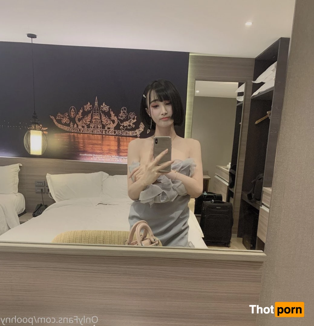 Pooh Ladyboy 3184037