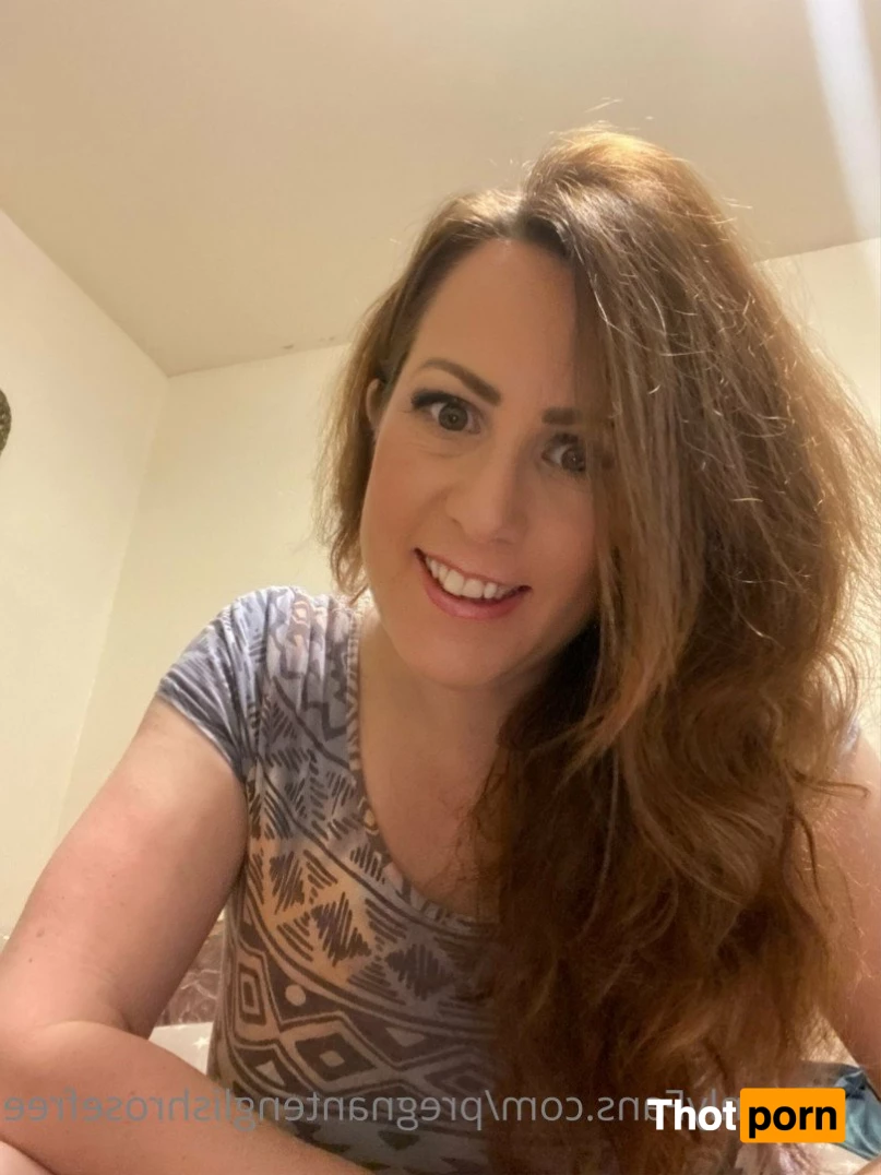 Pregnant English Rose 2772609