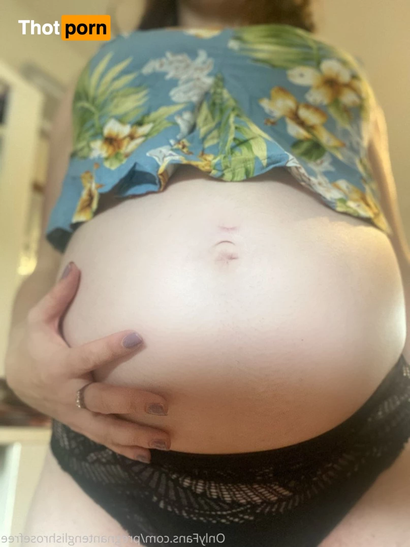 Pregnant English Rose 2772676