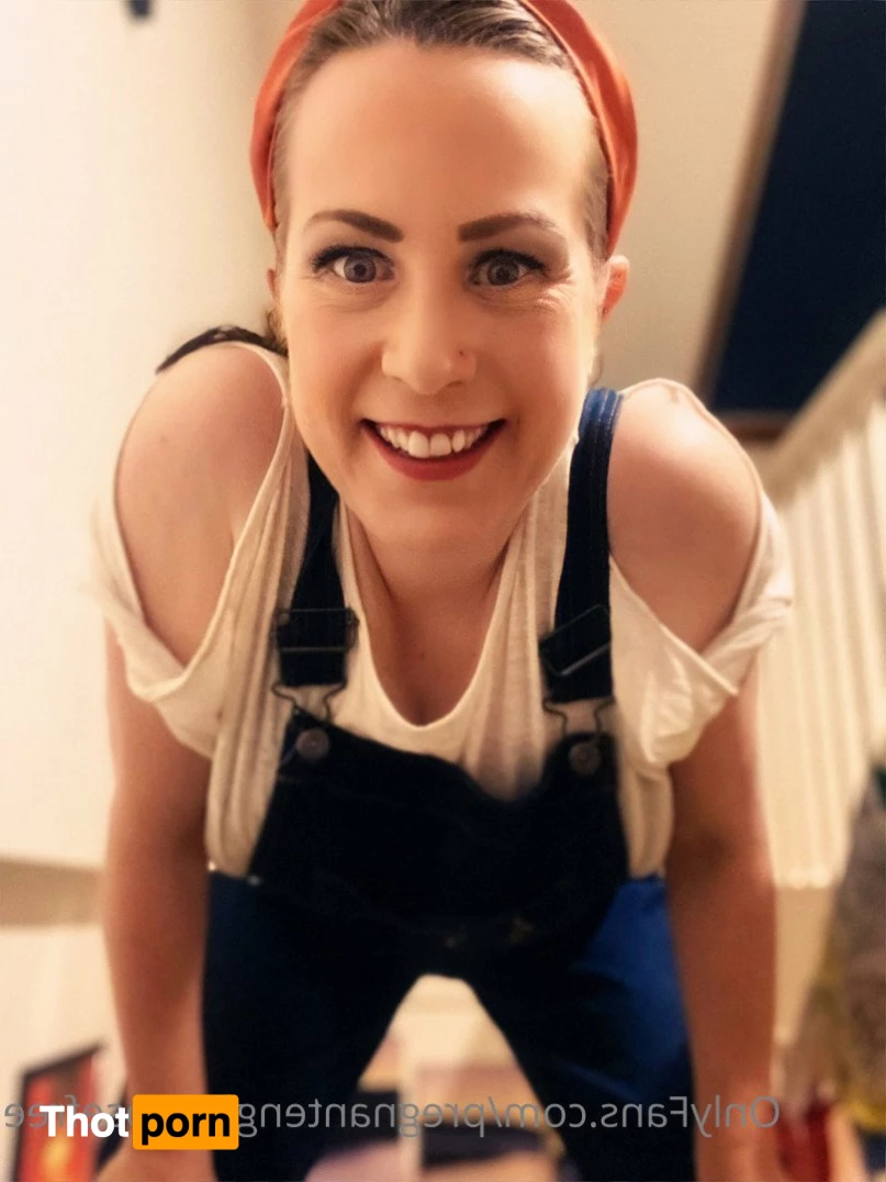 Pregnant English Rose 2772736