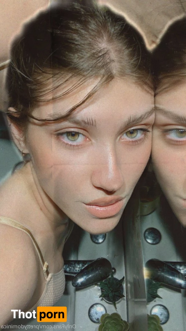 𝒟𝑜𝓂 2766760