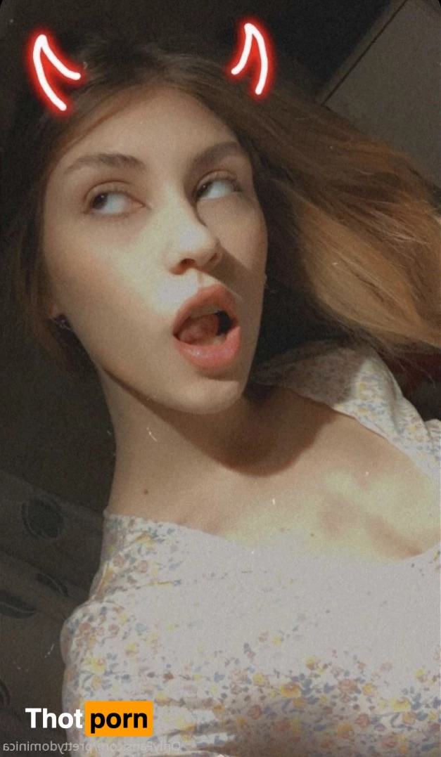 𝒟𝑜𝓂 2766814