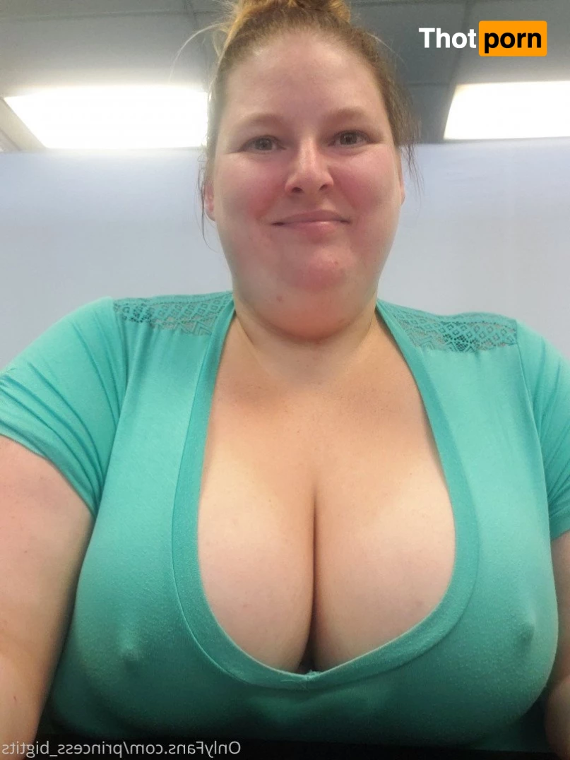 Princess Big Tits 👸 2853727