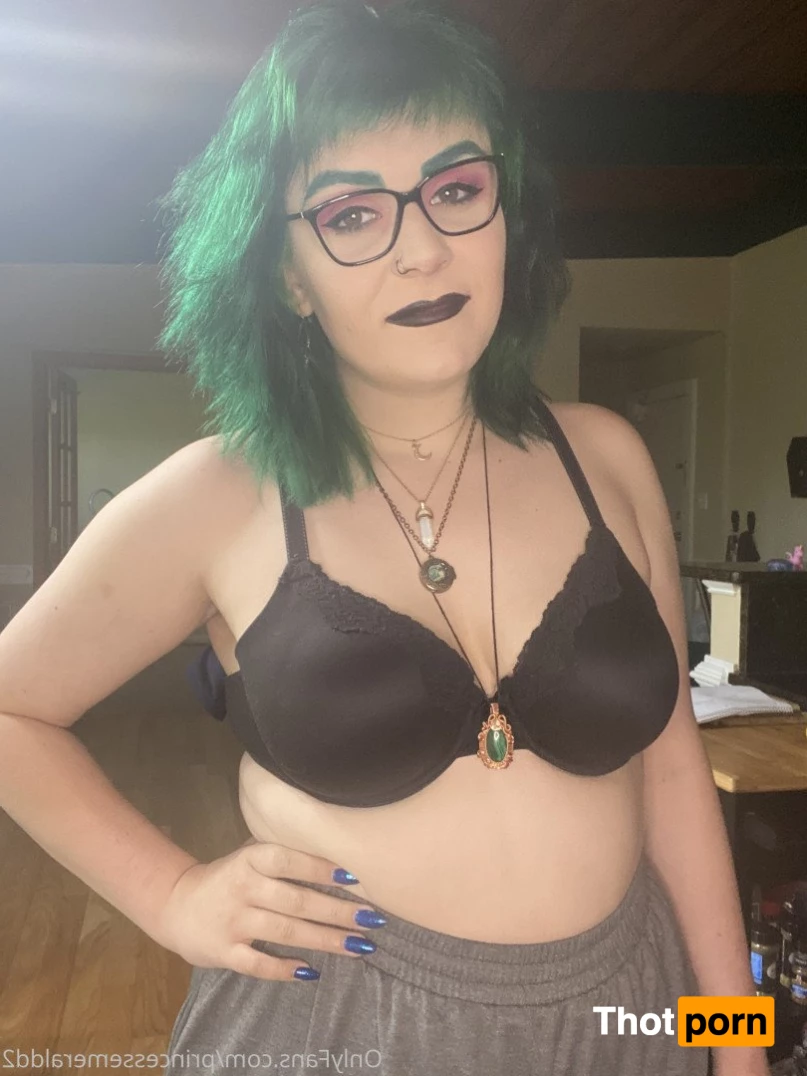 💚Princess Emerald FREE💚 2771781