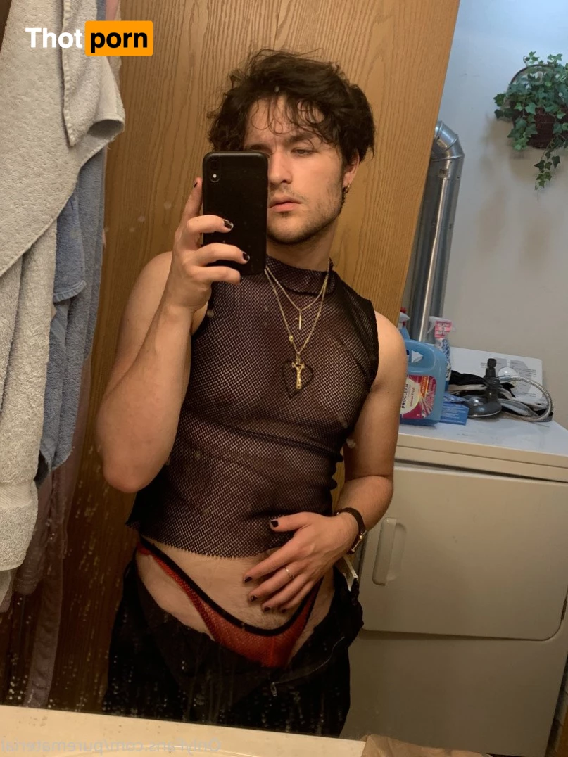 purematerial 2843298