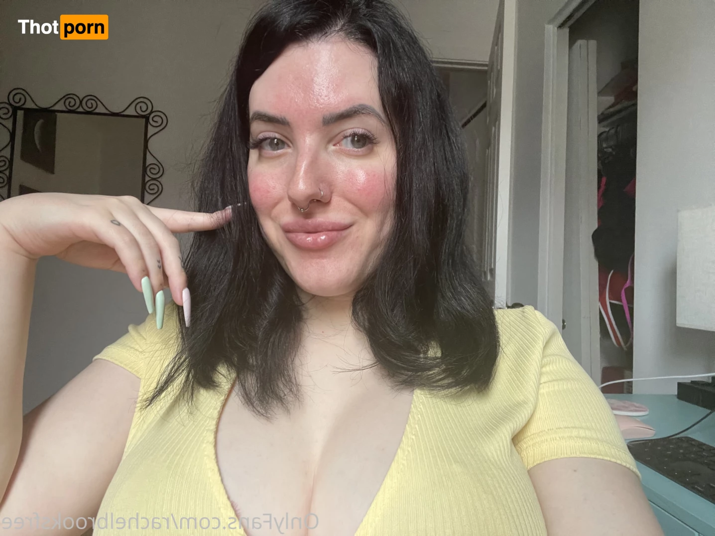 Rachel Brooks FREE 5758398