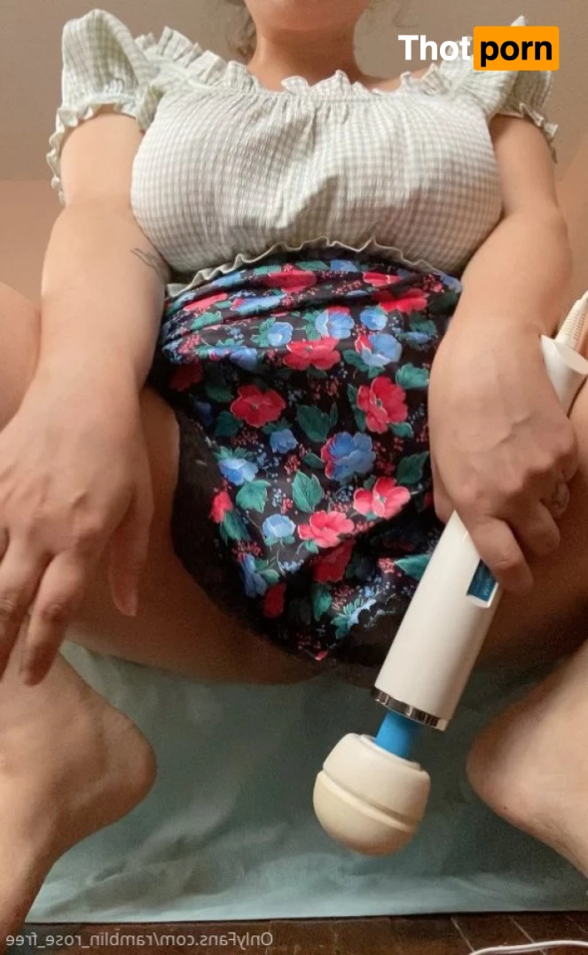 🌹Rose🌹 rated PG-13 2838778