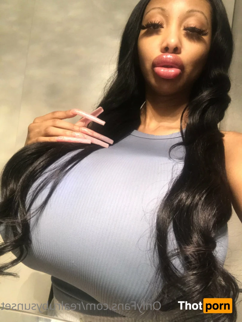 Ruby Sunset 13018424