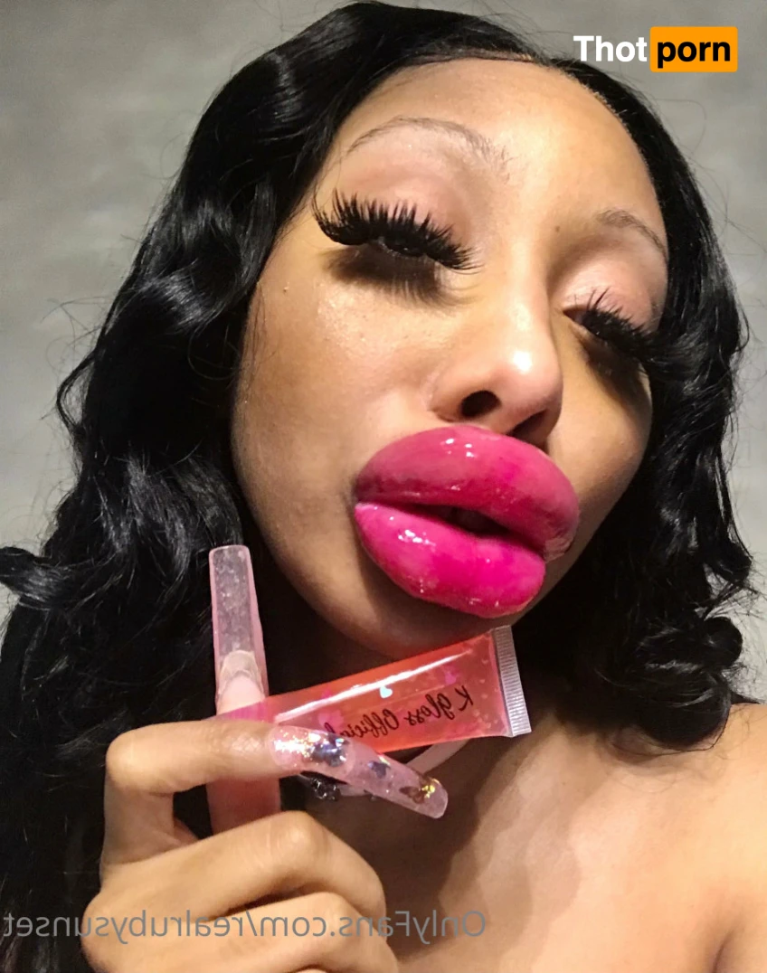 Ruby Sunset 13018801