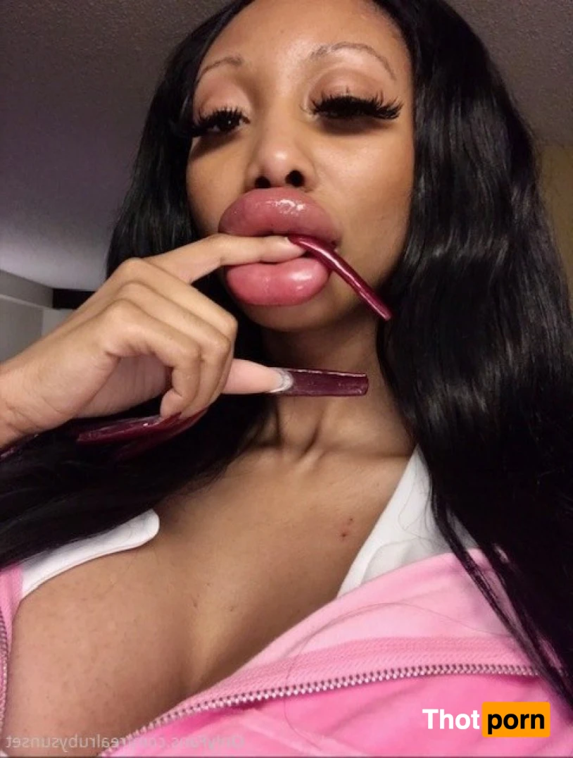 Ruby Sunset 13019265