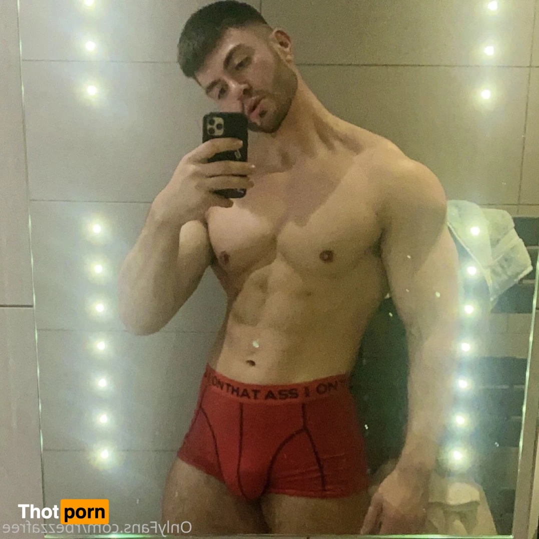 Reece Hunk FREE 2835940