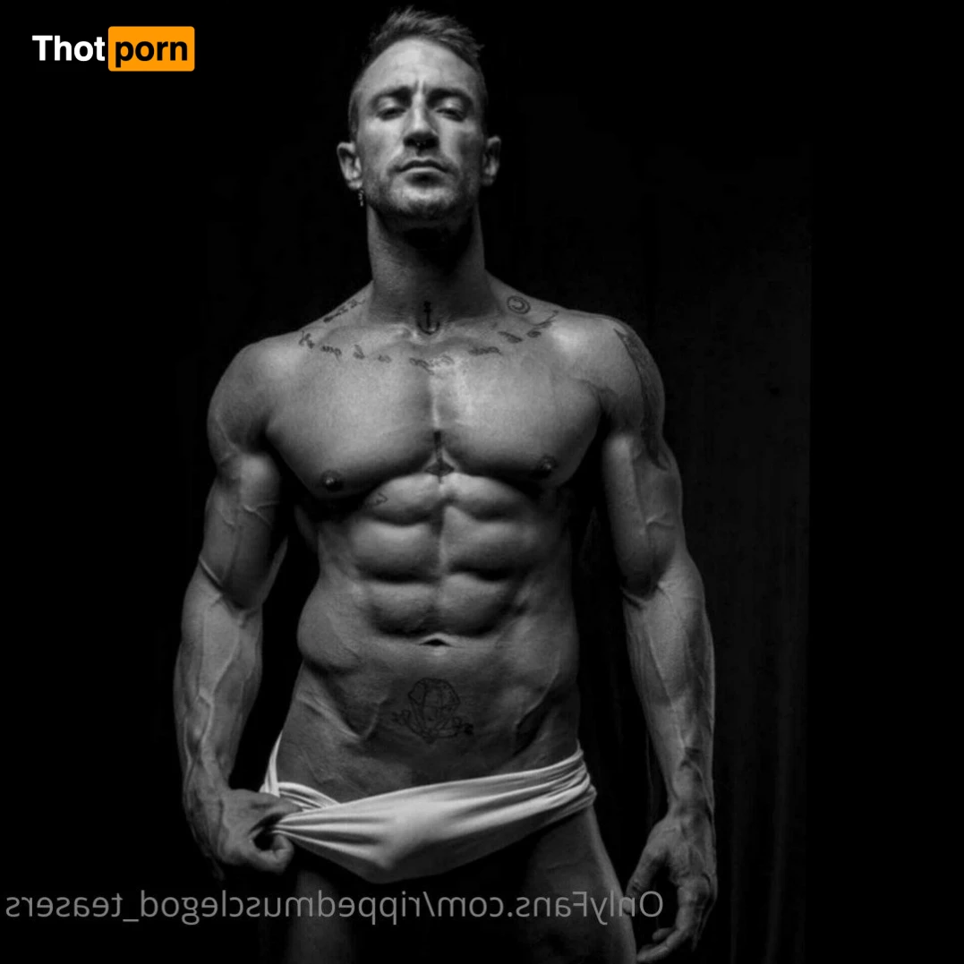 Reece Hunk FREE 2836334