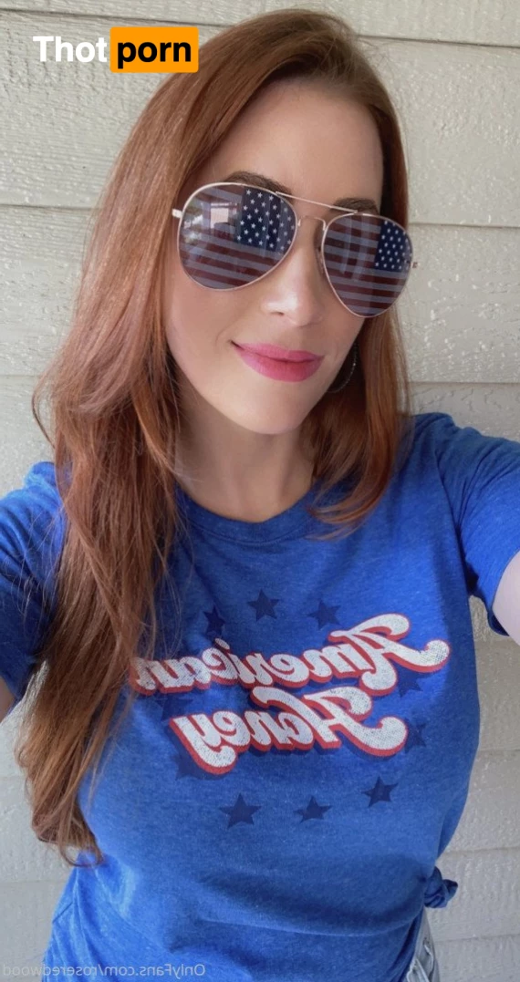 Rose Redwood 2874110