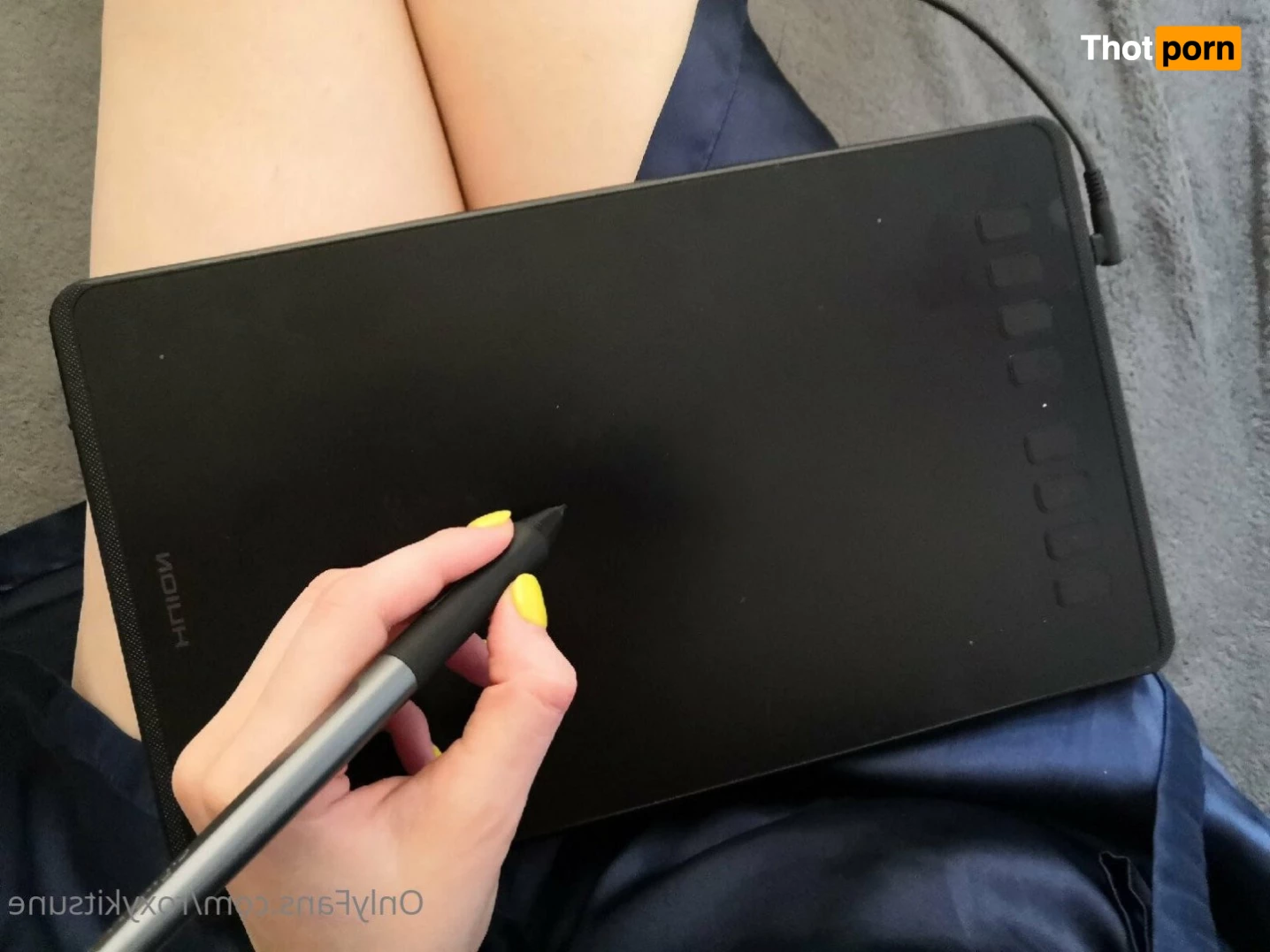 Roxy Kitsune 3105272