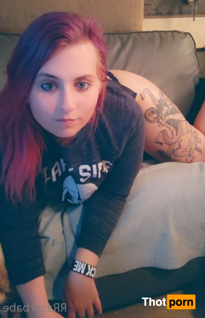 Rachel Razorbabe 2835391