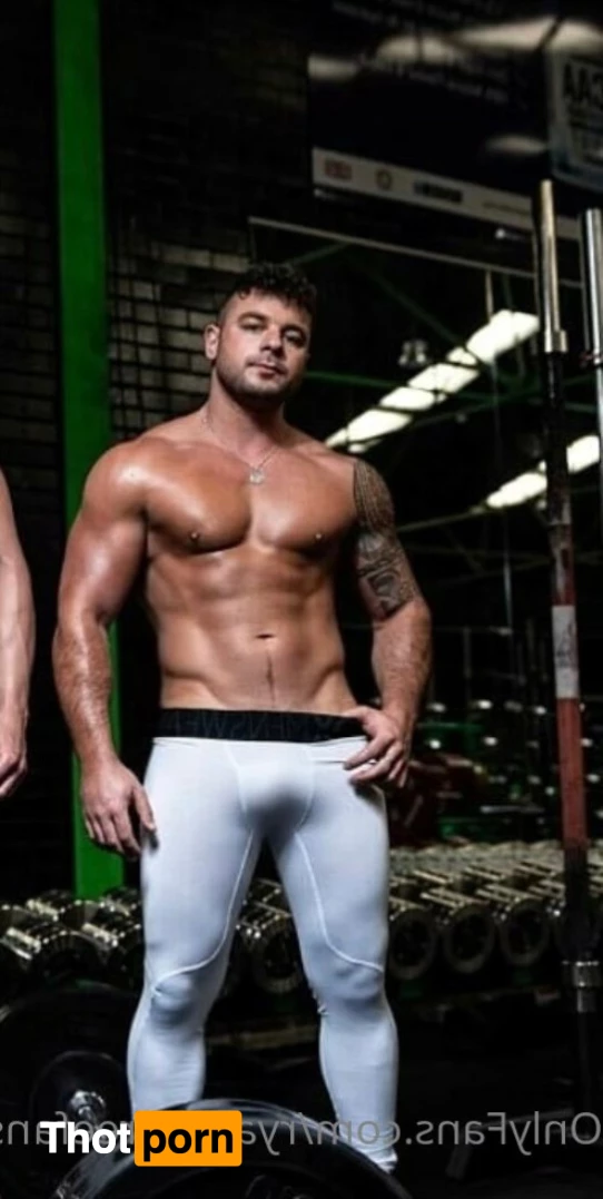 That BI guy  (FREE) 6183392