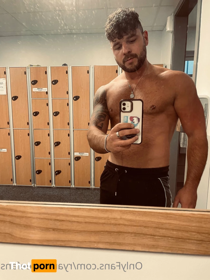 That BI guy  (FREE) 6183417