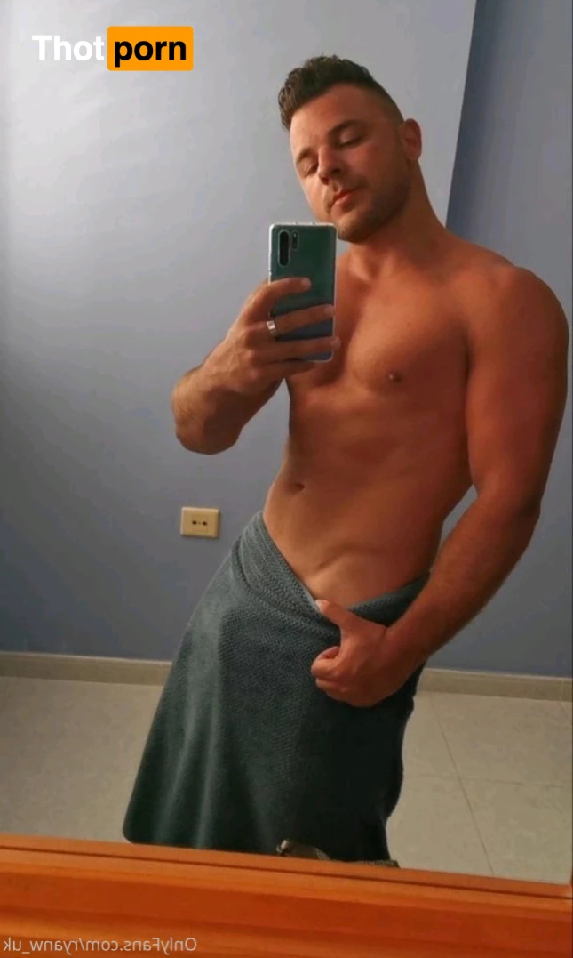 That BI guy  (FREE) 6183442