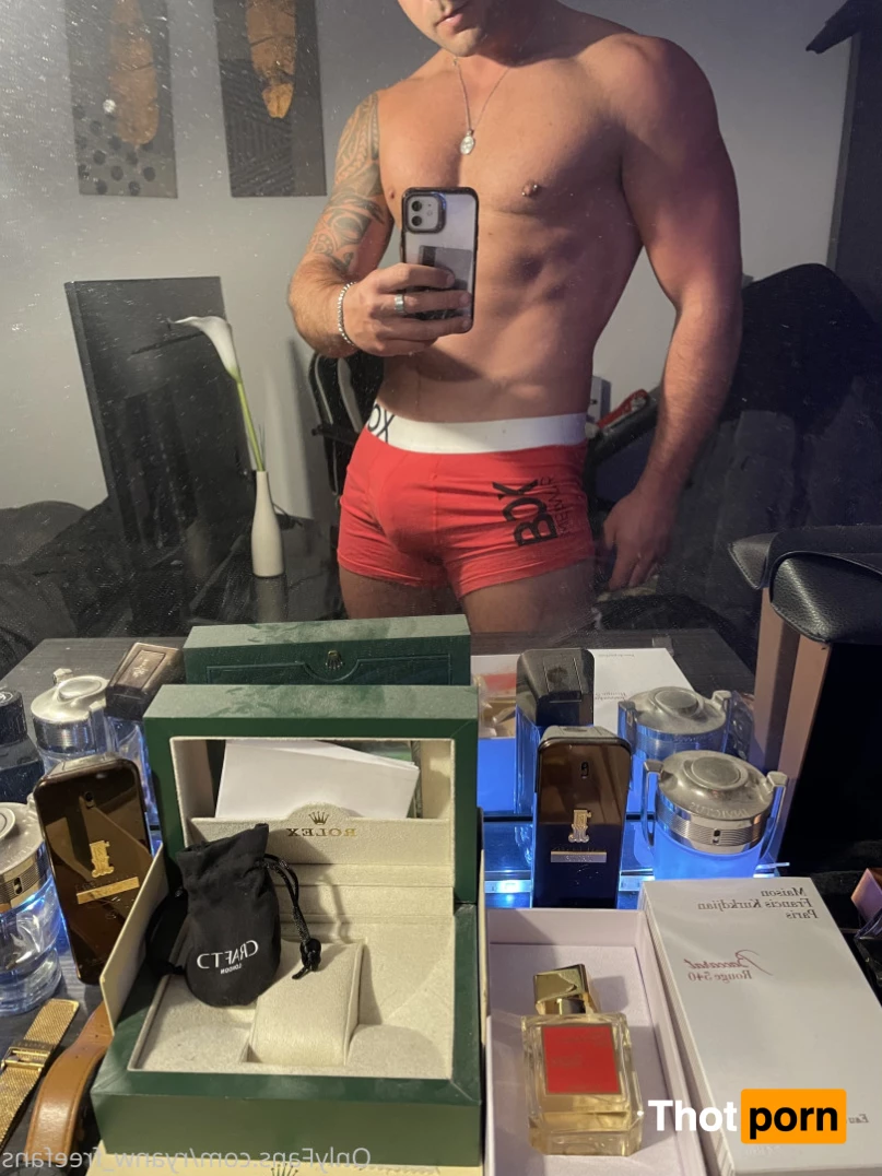 That BI guy  (FREE) 6183523