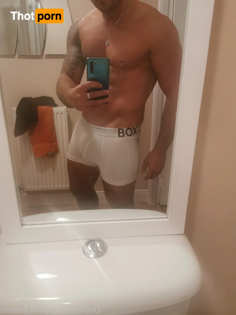 That BI guy  (FREE) 6183578