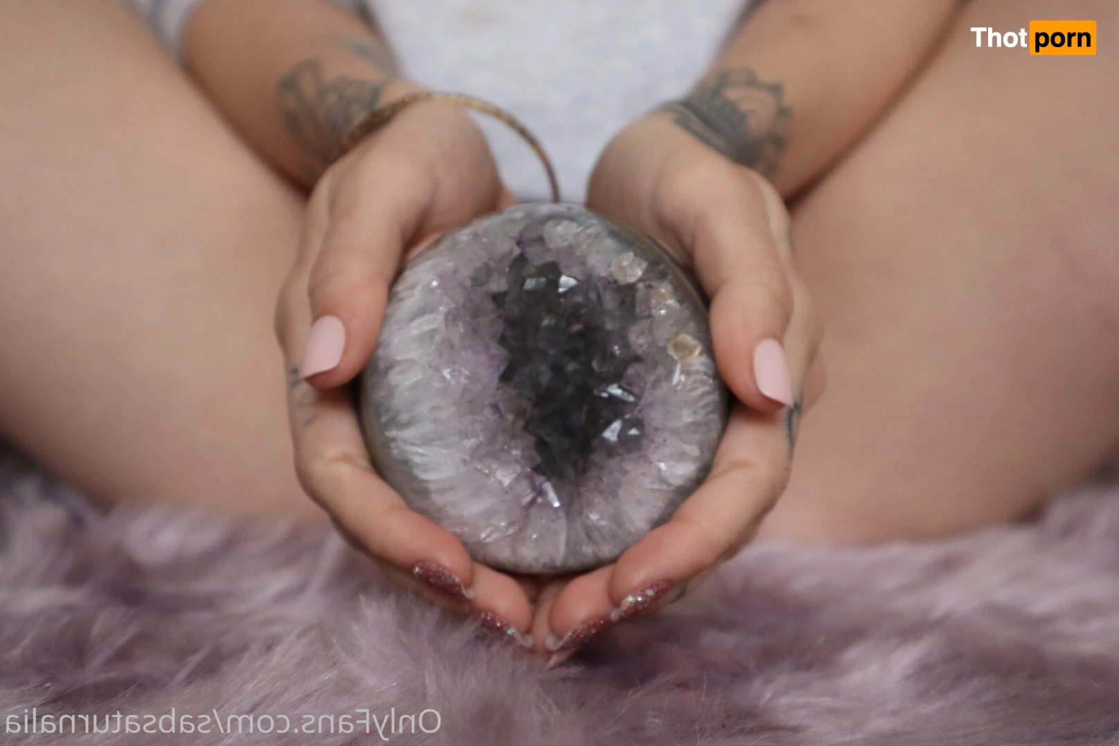 Becca 🛼🎨🎭🍄🩰🔮 6253299