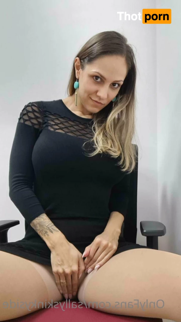 Sally 😈 KINKY SWITCH 5800212