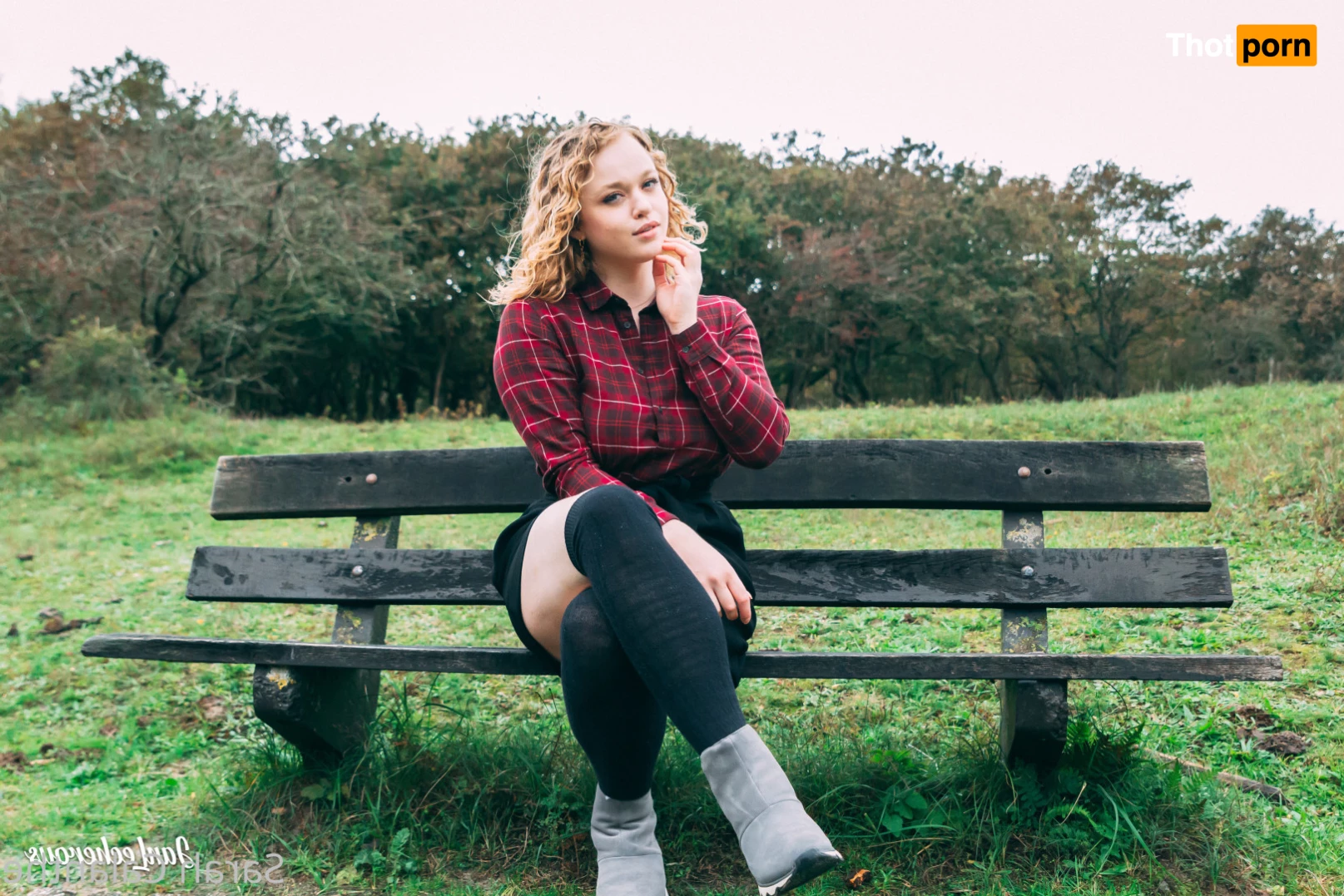 Sarah Calanthe Curvy Cock Tease 😈 5791386