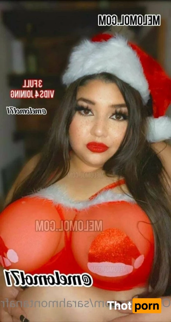 Soccer mom Sarah😘 2840688