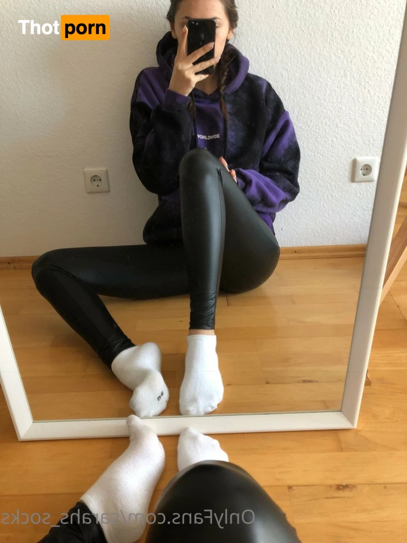 Sarahs_fetish_world 2866473