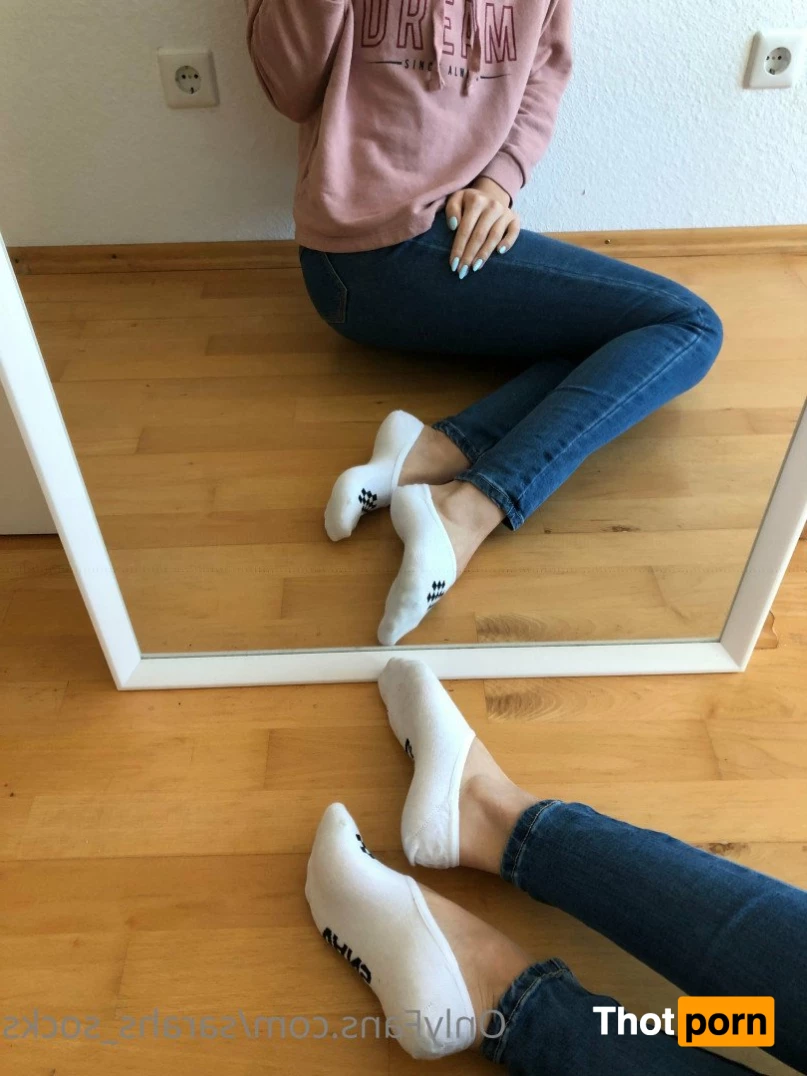 Sarahs_fetish_world 2866845