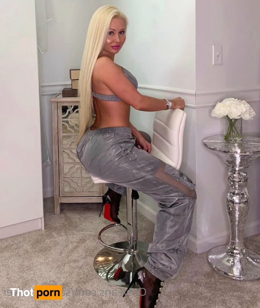 Sarah SO Oliver 2747931