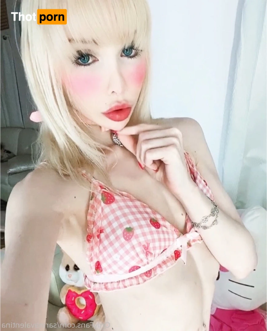 Sarina Valentina 12594055