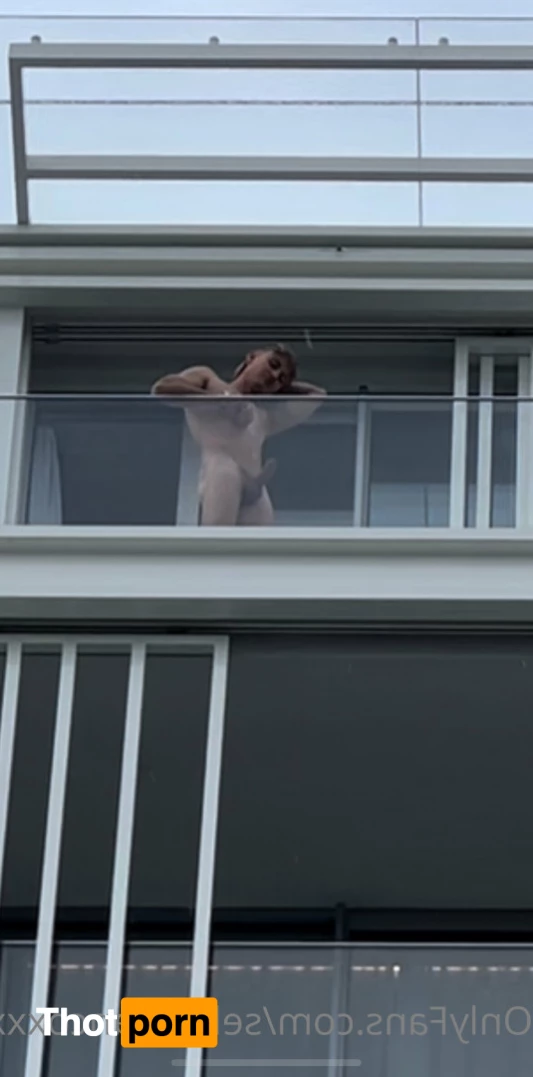 SebastianCoxxx 6071664