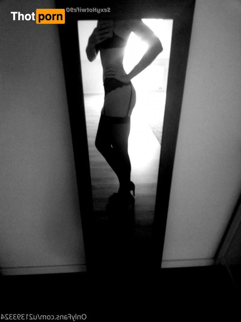 sexyhotwife_90 2846318