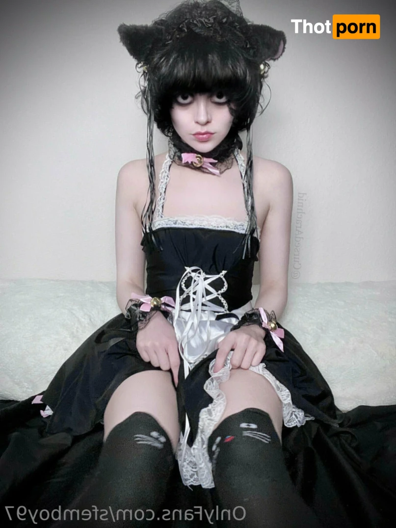 Shy_femboy97 12253136